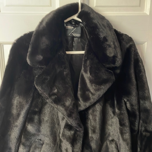Pull&Bear Jackets & Blazers - Pull&Bear faux fur jacket in black size M